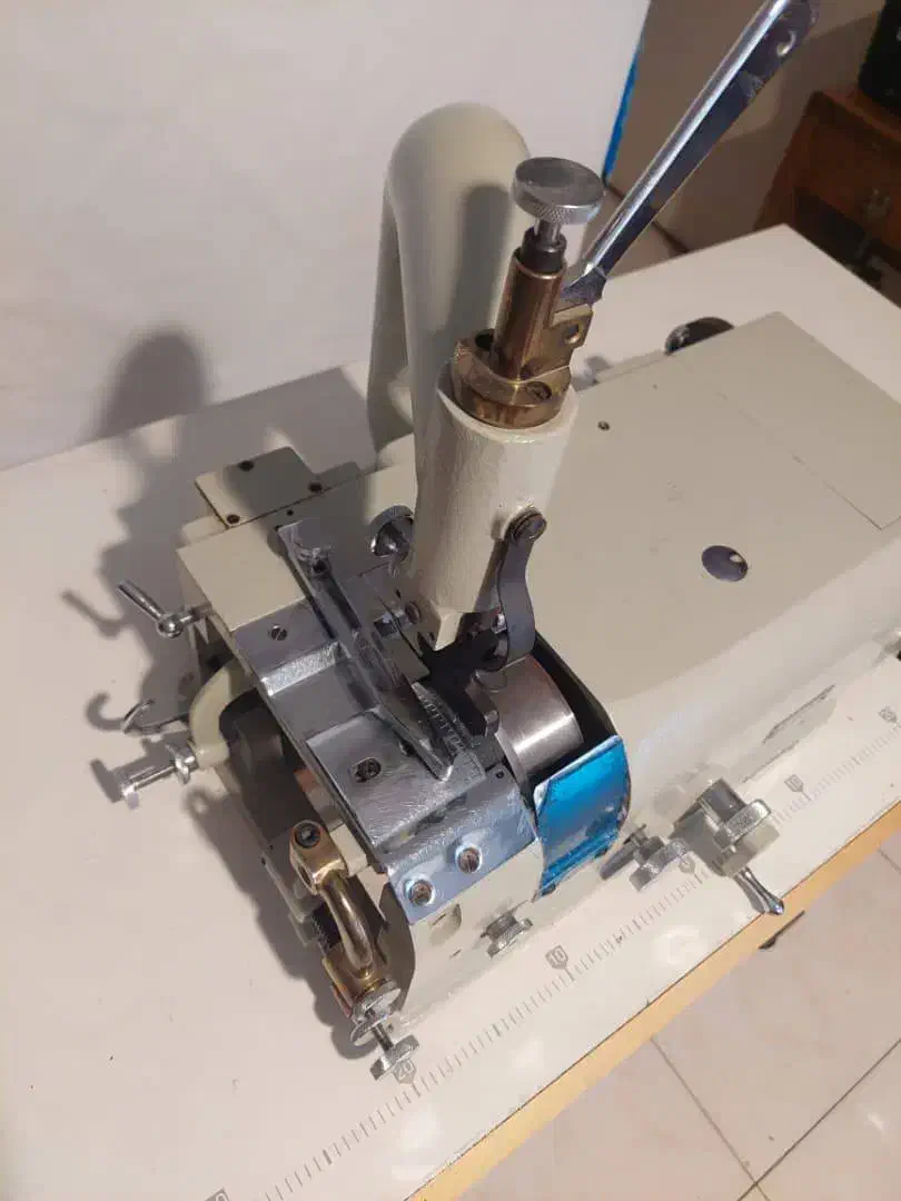 دستگاه لیویس چرم|چرخ خیاطی و ریسندگی|تهران, نیلوفر|دیوار