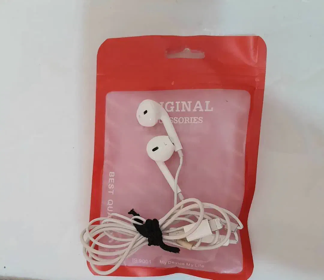 هدفون اورجینال آیفون درحدنو۳تا ب همراه میکروفون|لوازم جانبی موبایل و تبلت|چهاردانگه (تهران), |دیوار