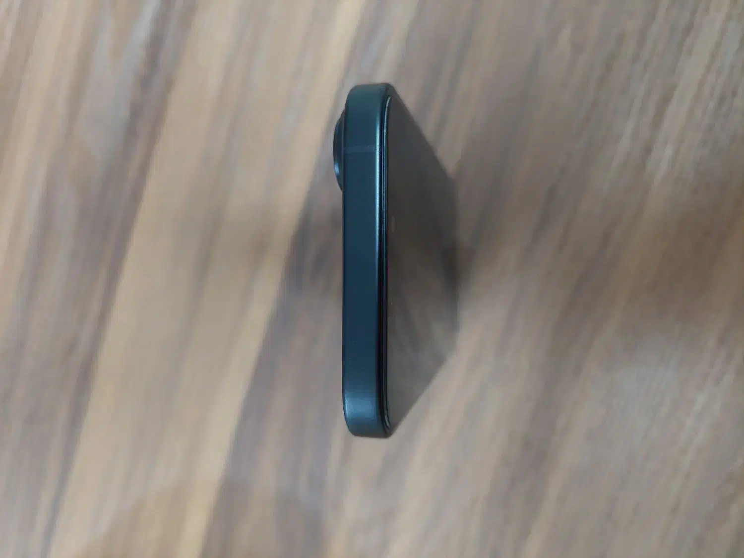 ایفون 16نرمال|موبایل|اصفهان, باغ فدک|دیوار