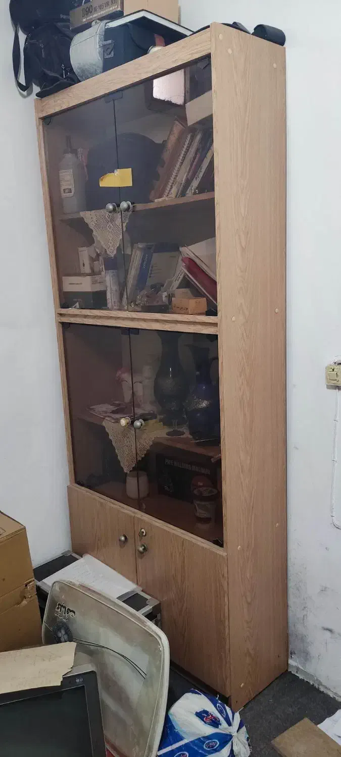 کتابخانه ویترین فایلینگ اسناد و مدارک۶درب در حد نو|کتابخانه، شلف، قفسههای دیواری|تبریز, |دیوار