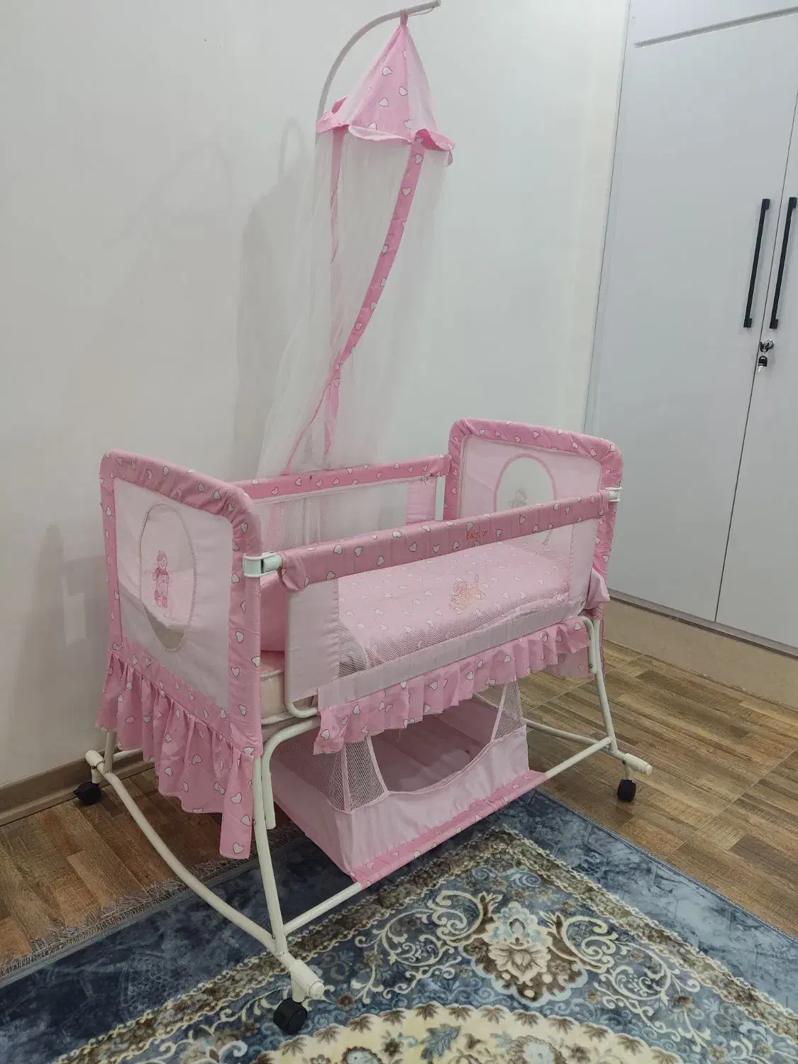 تخت و گهواره کودک و نوزاد|تخت و صندلی بچه|گرگان, |دیوار