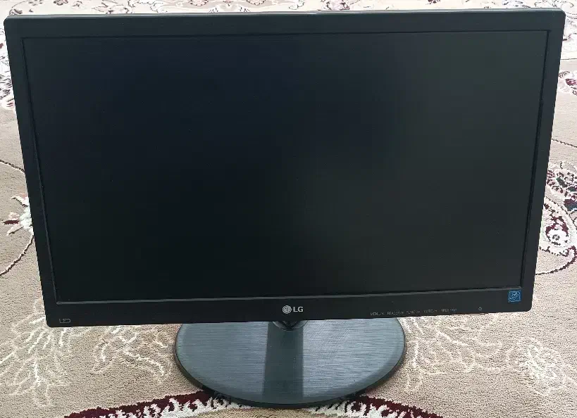 مانیتور 19 اینچ LG|قطعات و لوازم جانبی رایانه|نهاوند, |دیوار