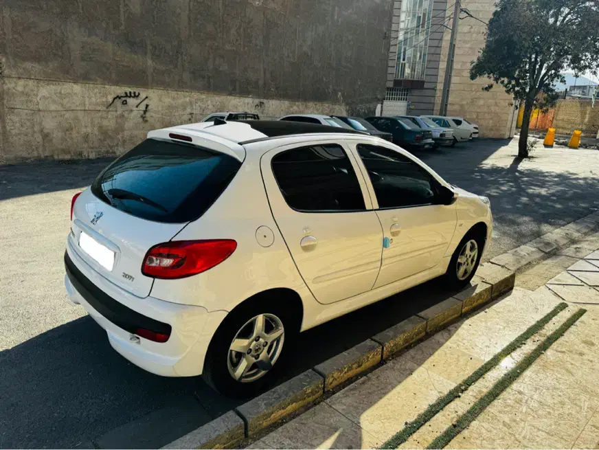 ۲۰۷ پانامارا مدل ۱۴۰۲|خودرو سواری و وانت|اراک, |دیوار