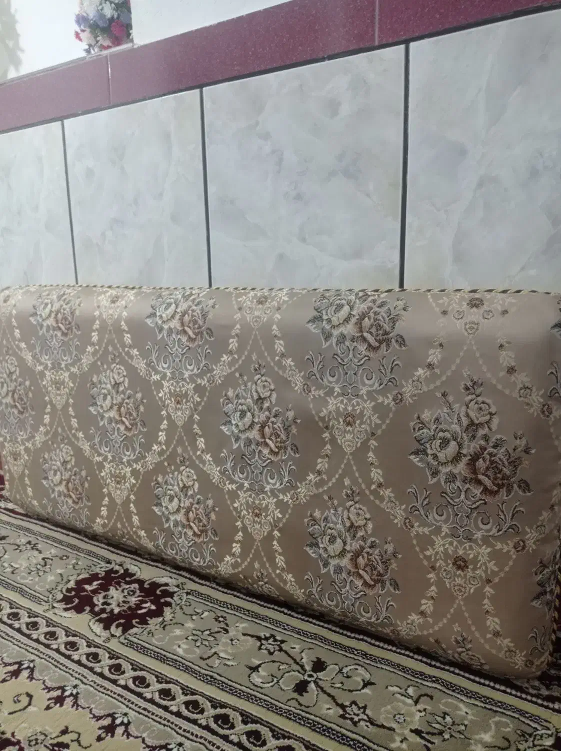 پشتی|پشتی|خرمآباد, |دیوار