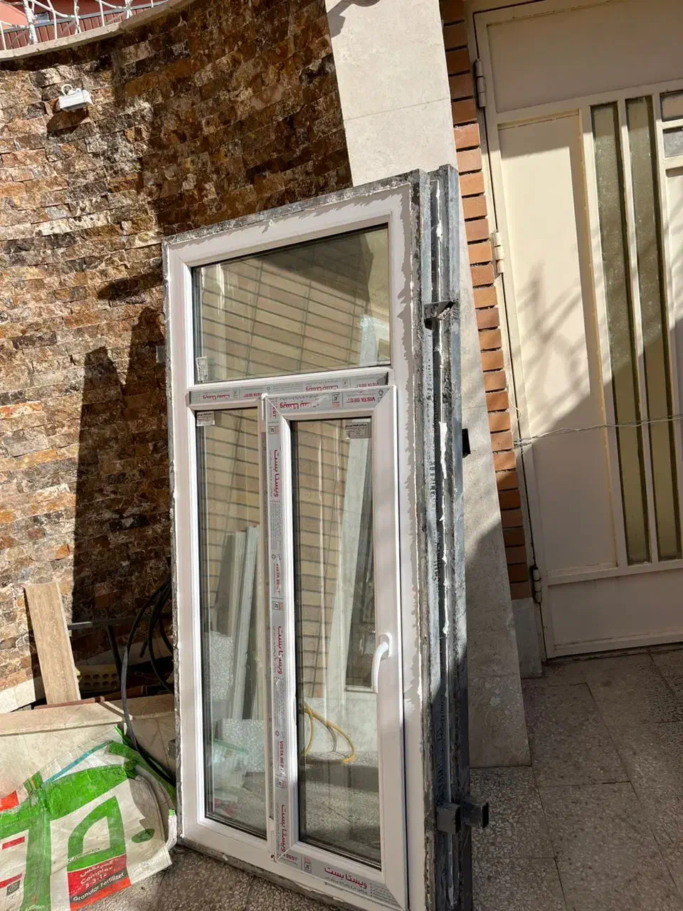 درب و پنجره UPVC|مصالح و تجهیزات ساختمان|سمیرم, |دیوار