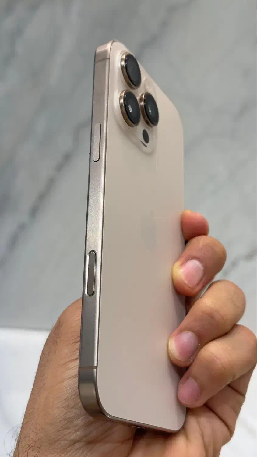 آیفون ۱۶ پرومکس۲۵۶باتری۹۸-iphone16 maxبدون ریجستر|موبایل|بندرعباس, |دیوار