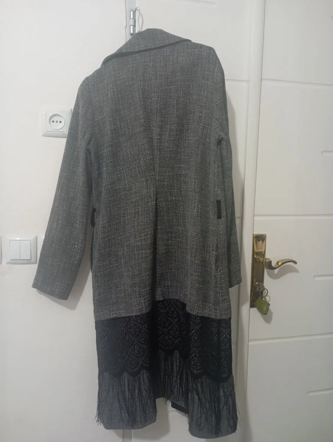 مانتو پاییزه|لباس|سلماس, |دیوار