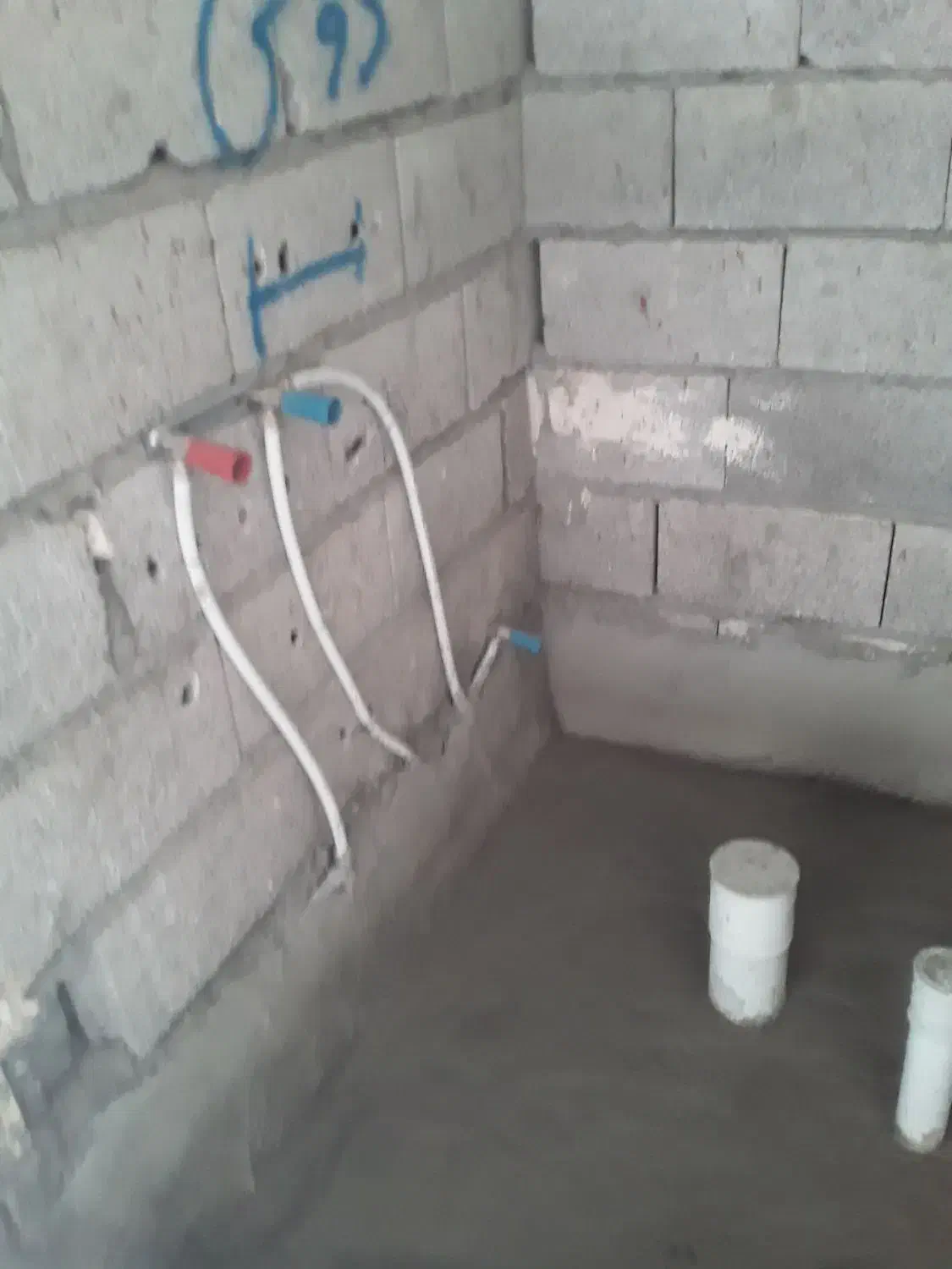 شاگرد جهت برقکاری و لوله کشی اب|استخدام معماری، عمران و ساختمانی|گلبهار, شهر جدید گلبهار|دیوار