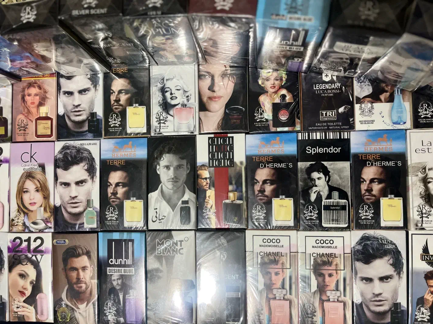 ادکلن ۱۰۰ میل با جعبه پلمپ|حراج|بروجرد, |دیوار