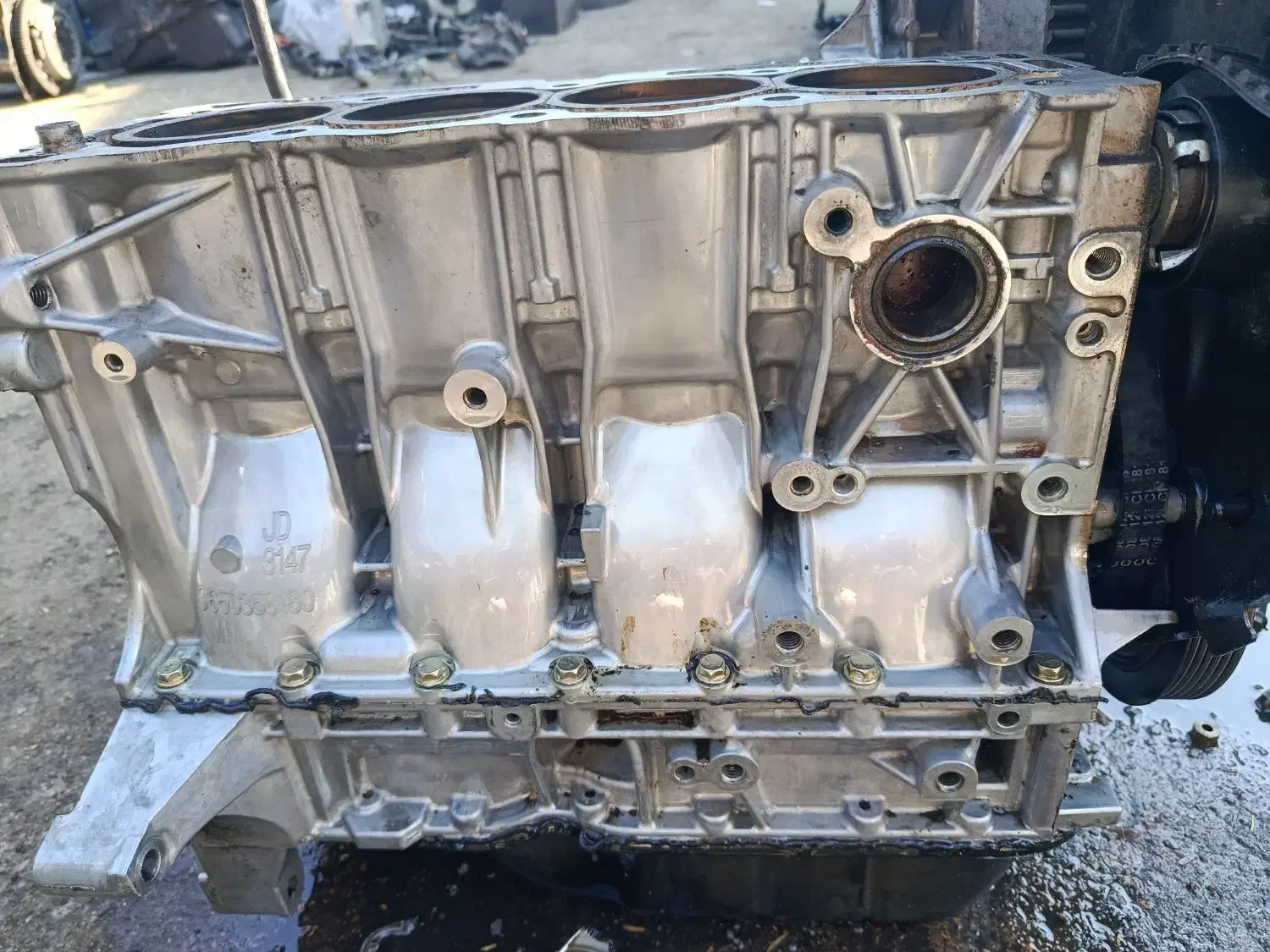 نیم موتور پژو 206 تیپ دو در حد نو نو با نامه|قطعات یدکی و لوازم جانبی|شیراز, پایانه مسافربری سعدی|دیوار