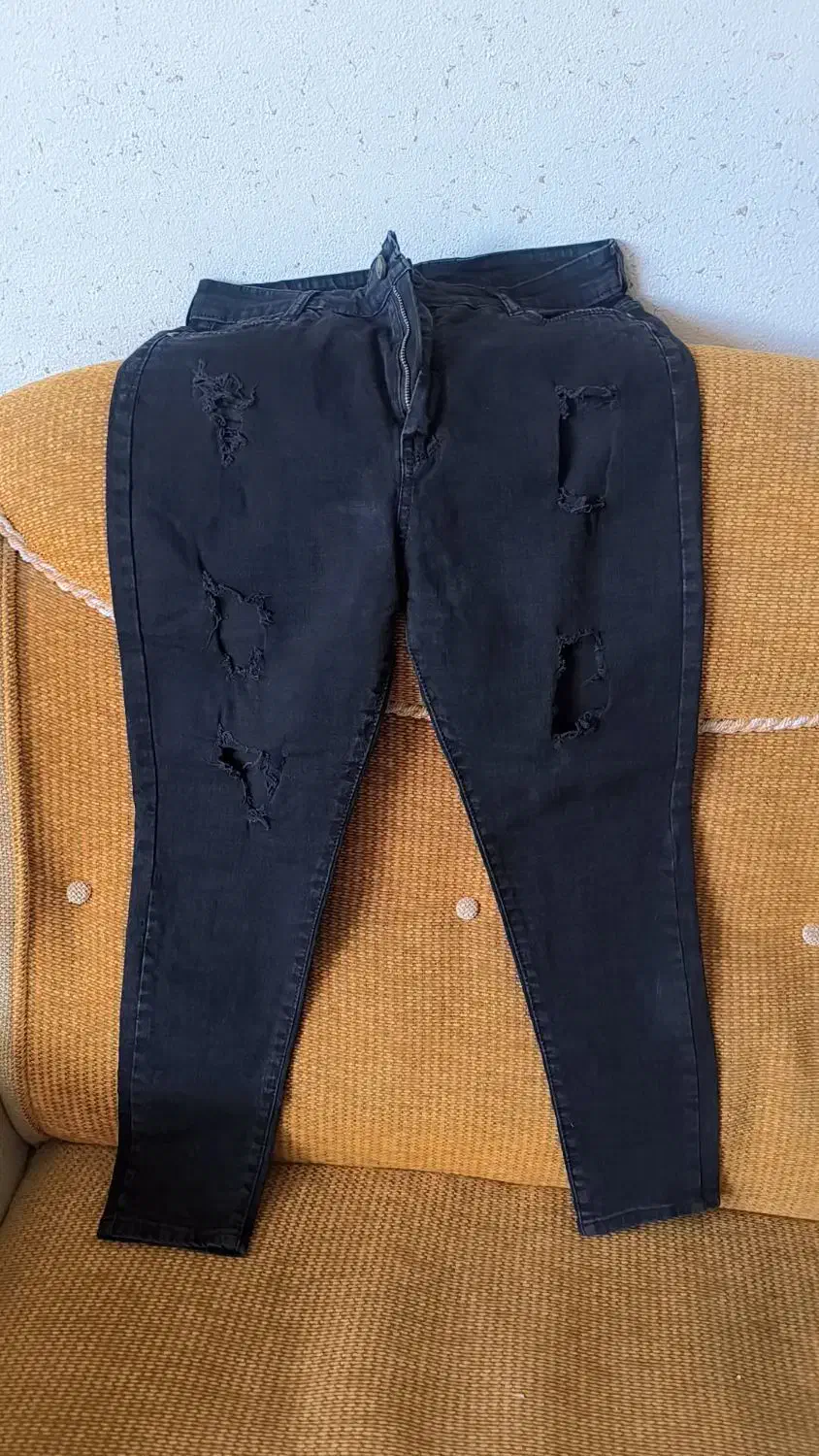 تمامی اجناس درحدنو|لباس|صدرا-فارس, فاز ۱|دیوار