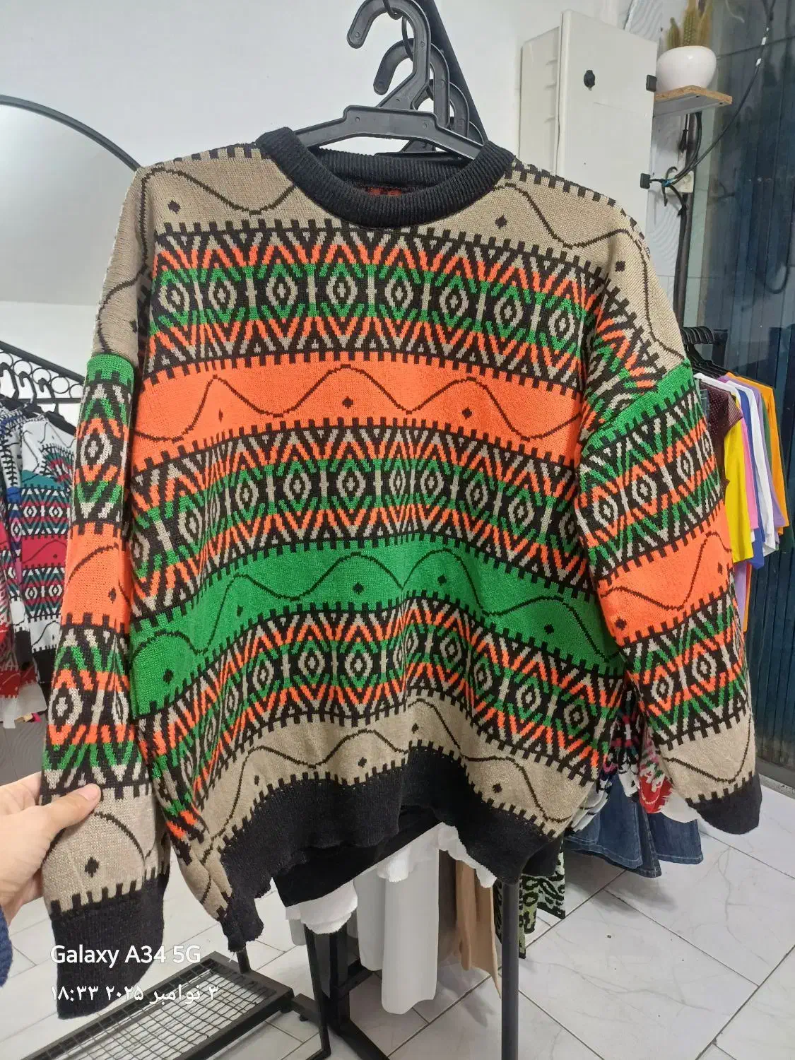 عمده بافت کراپ دامن شومیز|لباس|رشت, معلولین|دیوار