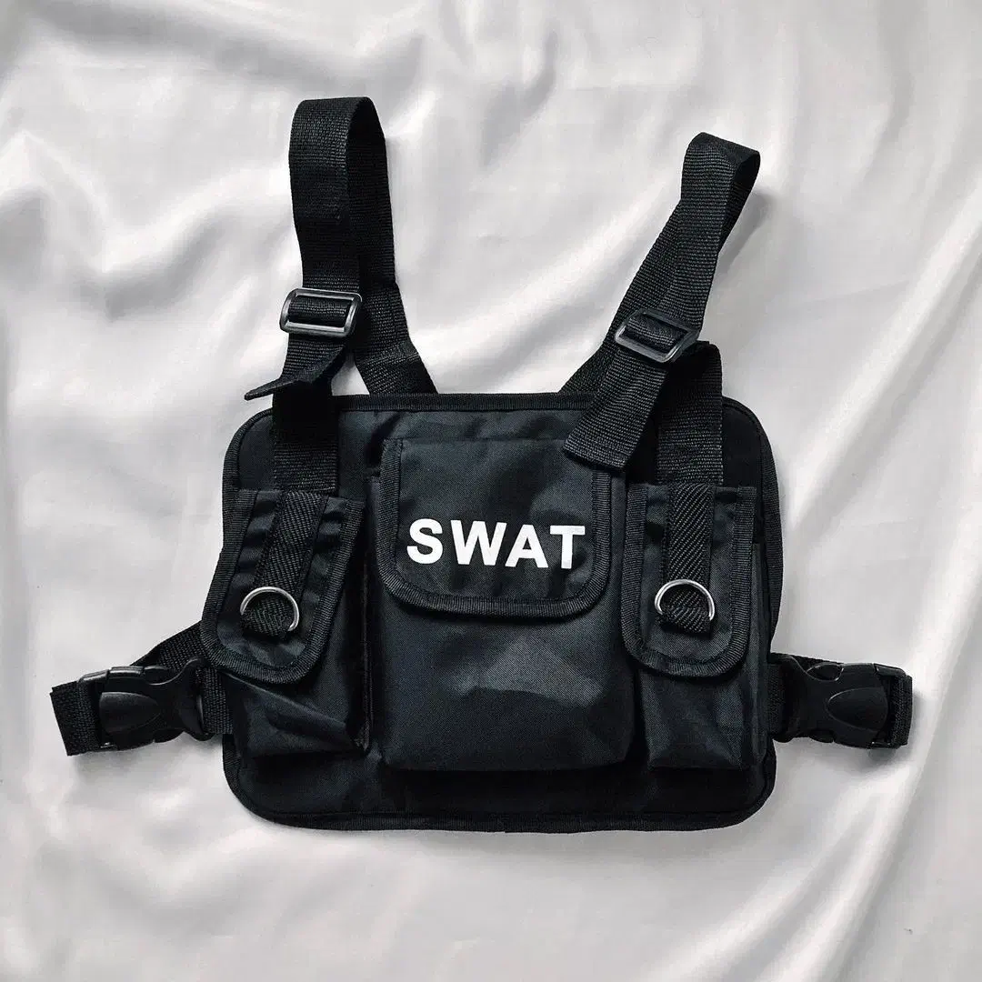 بادی بگ پلیسی|لباس|ملایر, |دیوار