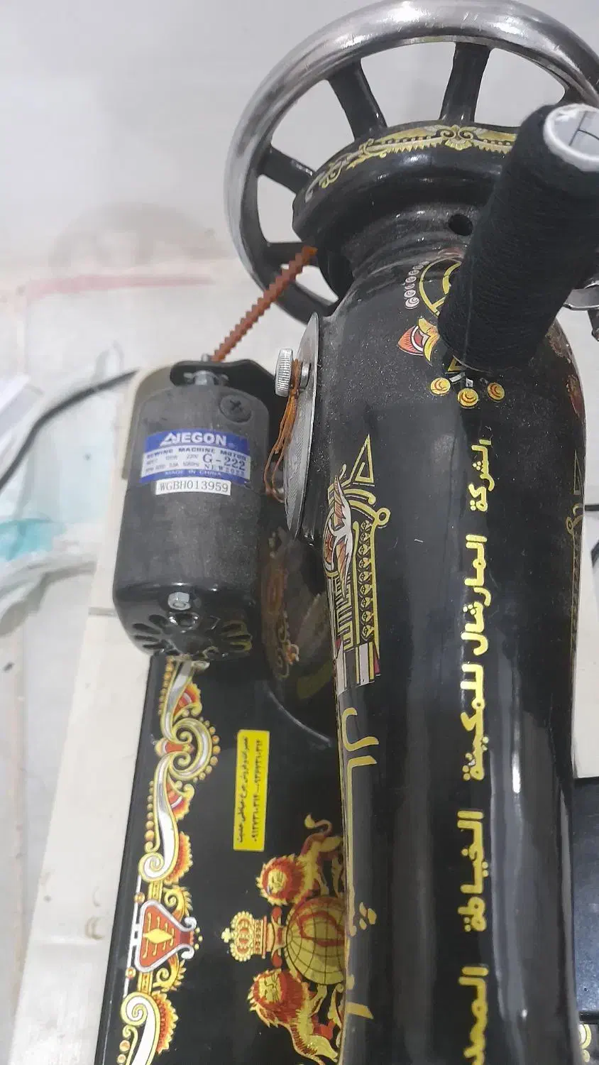 چرخ خیاطی در حد نو|چرخ خیاطی و ریسندگی|سنندج, |دیوار