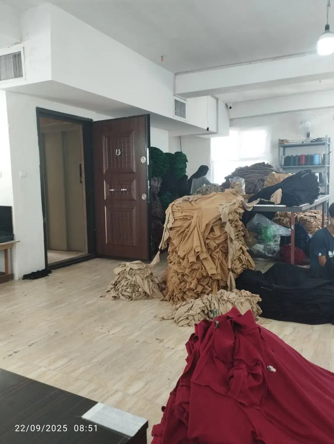 تعدادی زیگزال دوز  تریکو مردانه نیازمندیم|استخدام صنعتی، فنی، مهندسی|تهران, مولوی|دیوار