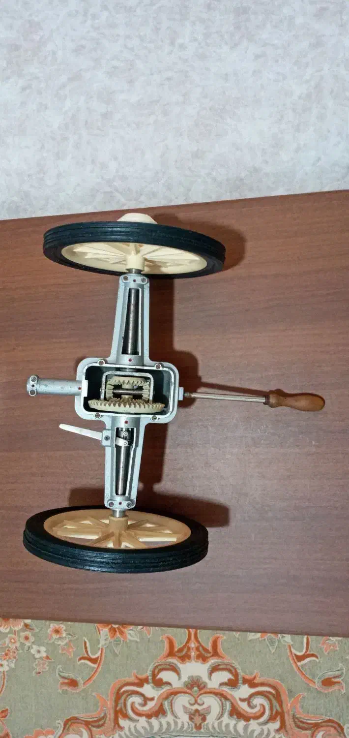 مدل آموزشی دیفرانسیل خودرو|اسباببازی|بهشهر, |دیوار