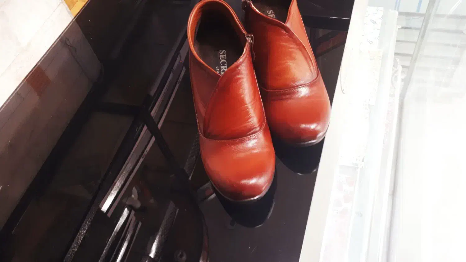 نیم بوت چرم|کیف، کفش، کمربند|کرمانشاه, |دیوار