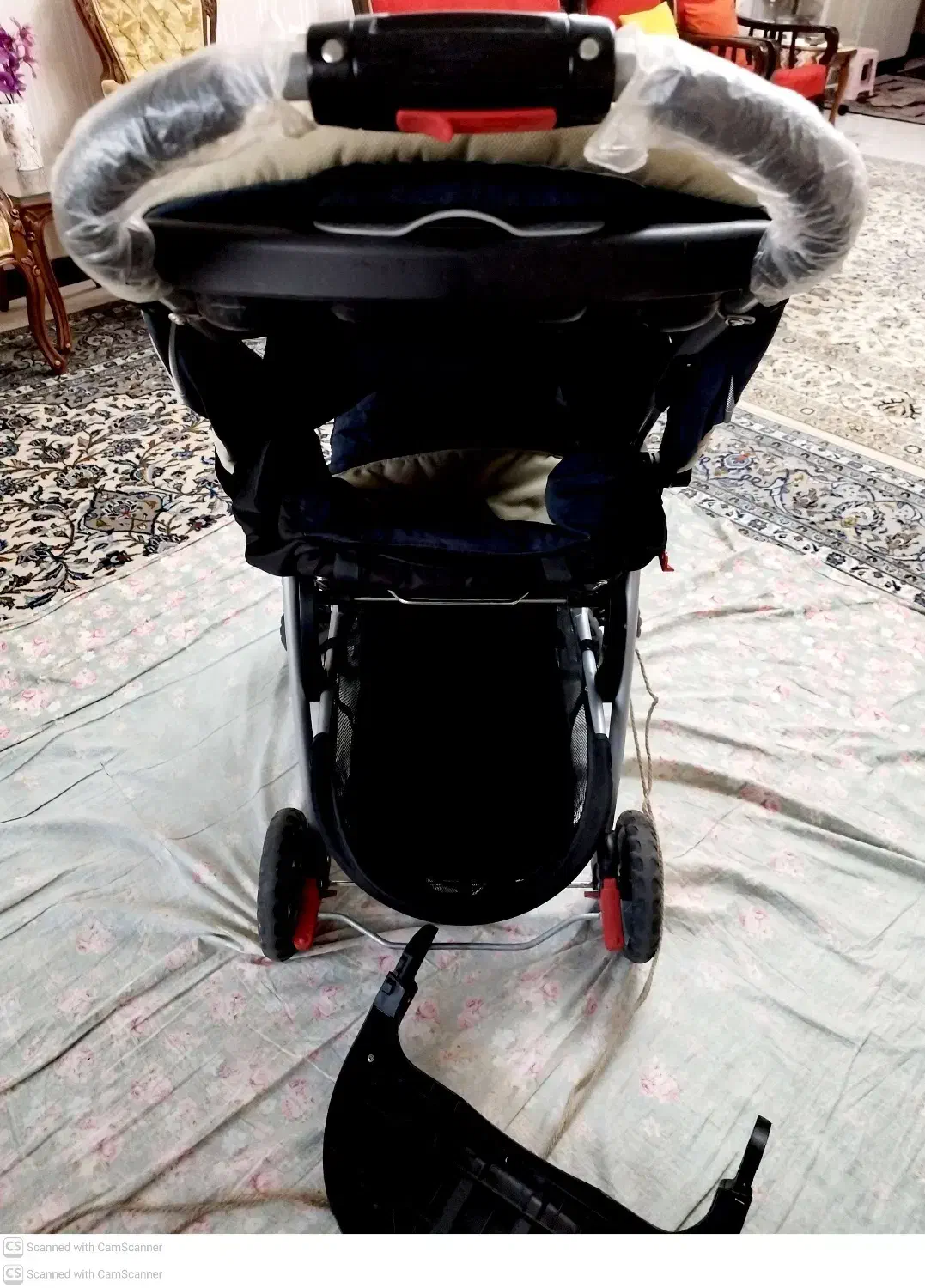 فروش کالسکه بچه|کالسکه و لوازم جانبی|اصفهان, جاوان|دیوار