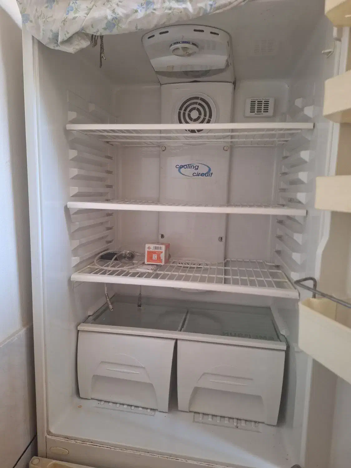 یخچال|یخچال و فریزر|اصفهان, کساره|دیوار