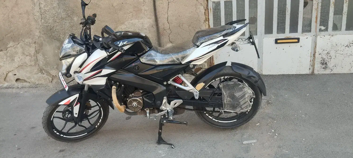 موتور ان اس ۱۵۰عروسک|موتورسیکلت|اسدآباد, |دیوار