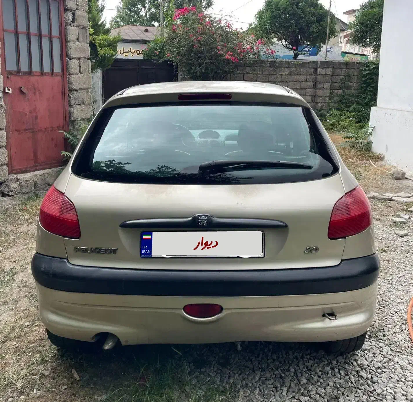 پژو ۲۰۶ مدل ۸۲|خودرو سواری و وانت|نوشهر, |دیوار