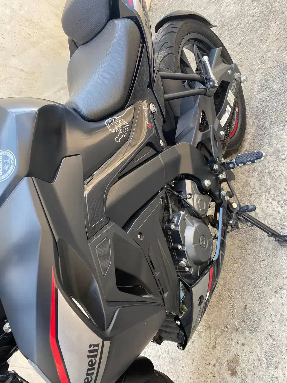 بنلی 180s|موتورسیکلت|گرگان, |دیوار