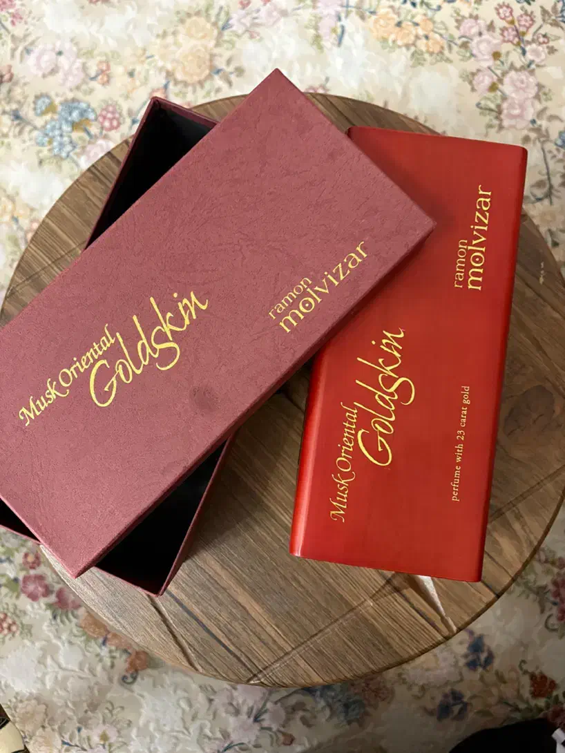 ادکلن Ramon molvizar طلا|آرایشی، بهداشتی، درمانی|رشت, پاستوریزه|دیوار