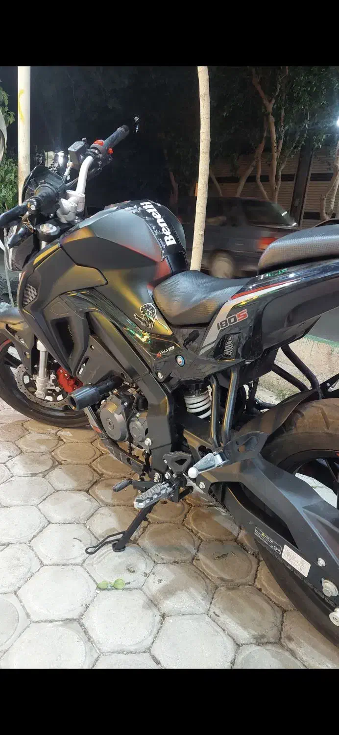 بنلی ۱۸۰s 401|موتورسیکلت|خمینی‌شهر, |دیوار