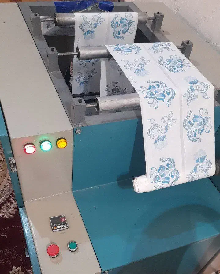 دستگاه تولید سفره یکبار مصرف. زباله. فریزر|ماشین‌آلات صنعتی|گوراب زرمیخ, |دیوار