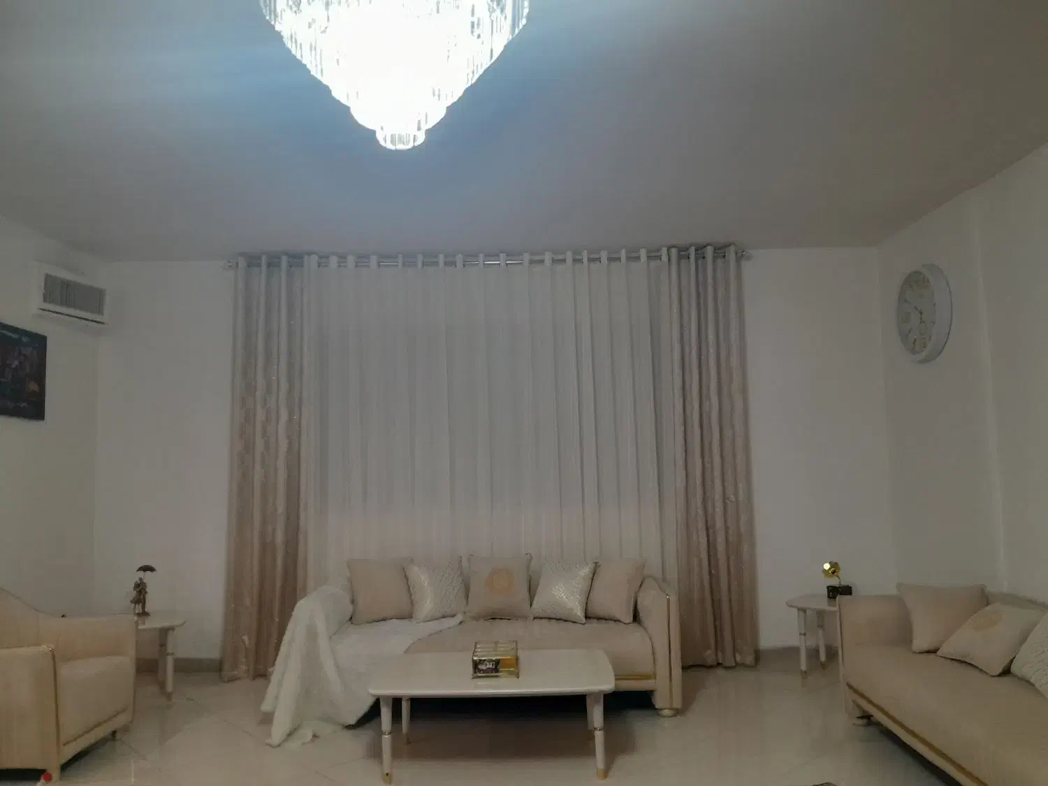 مبل|مبلمان خانگی و میز عسلی|هشتگرد, فاز ۳ مهستان|دیوار