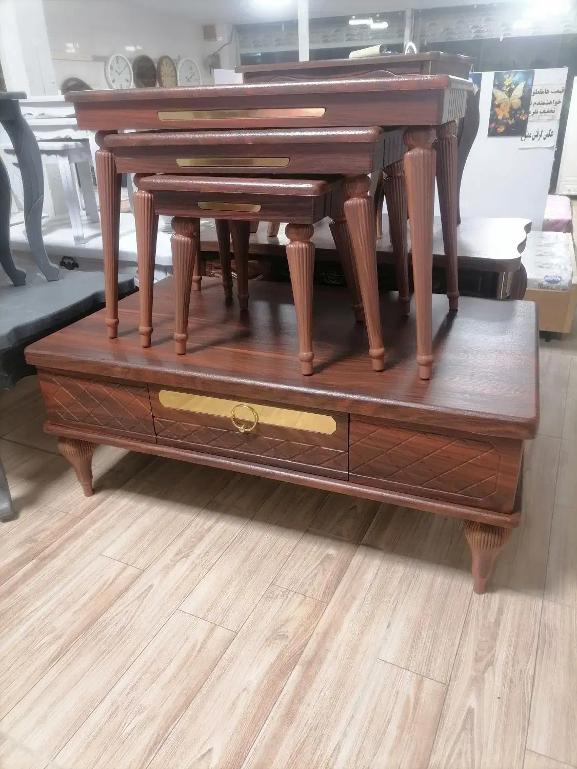 جلومبلی میز عسلی|مبلمان خانگی و میز عسلی|سنندج, |دیوار