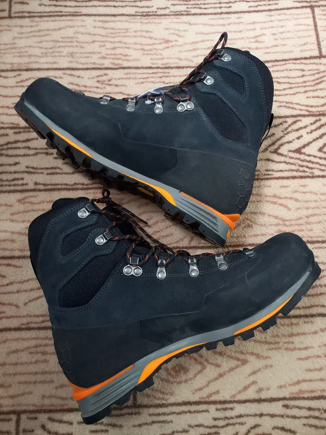 کفش کوهنوردی|کوهنوردی و کمپینگ|تهران, شهرآرا|دیوار