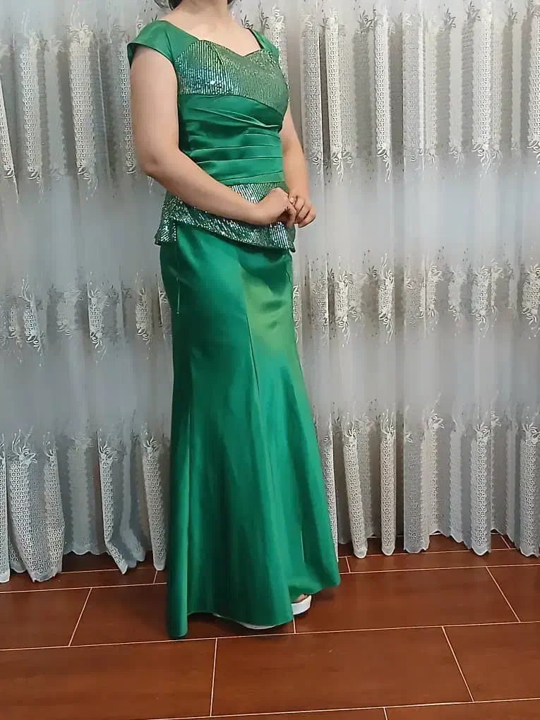 فروش لباس با قیمتهای بسیار ناچیز|لباس|مرودشت, فاز اول شهرک فرهنگیان|دیوار