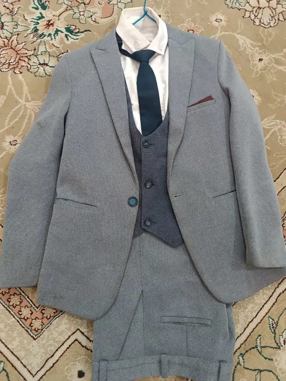 کت وشلوار|کفش و لباس بچه|مشهد, هنرور|دیوار