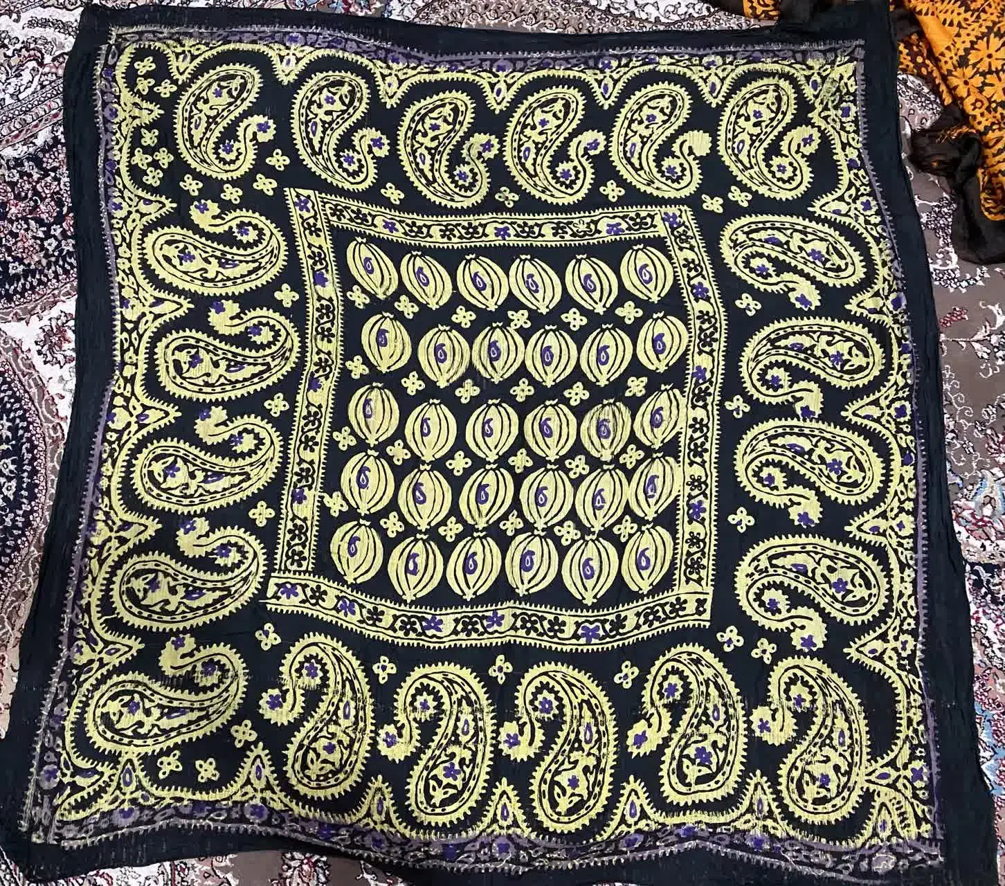 ۵عددیایلق قدیمی|لباس|اردبیل, |دیوار