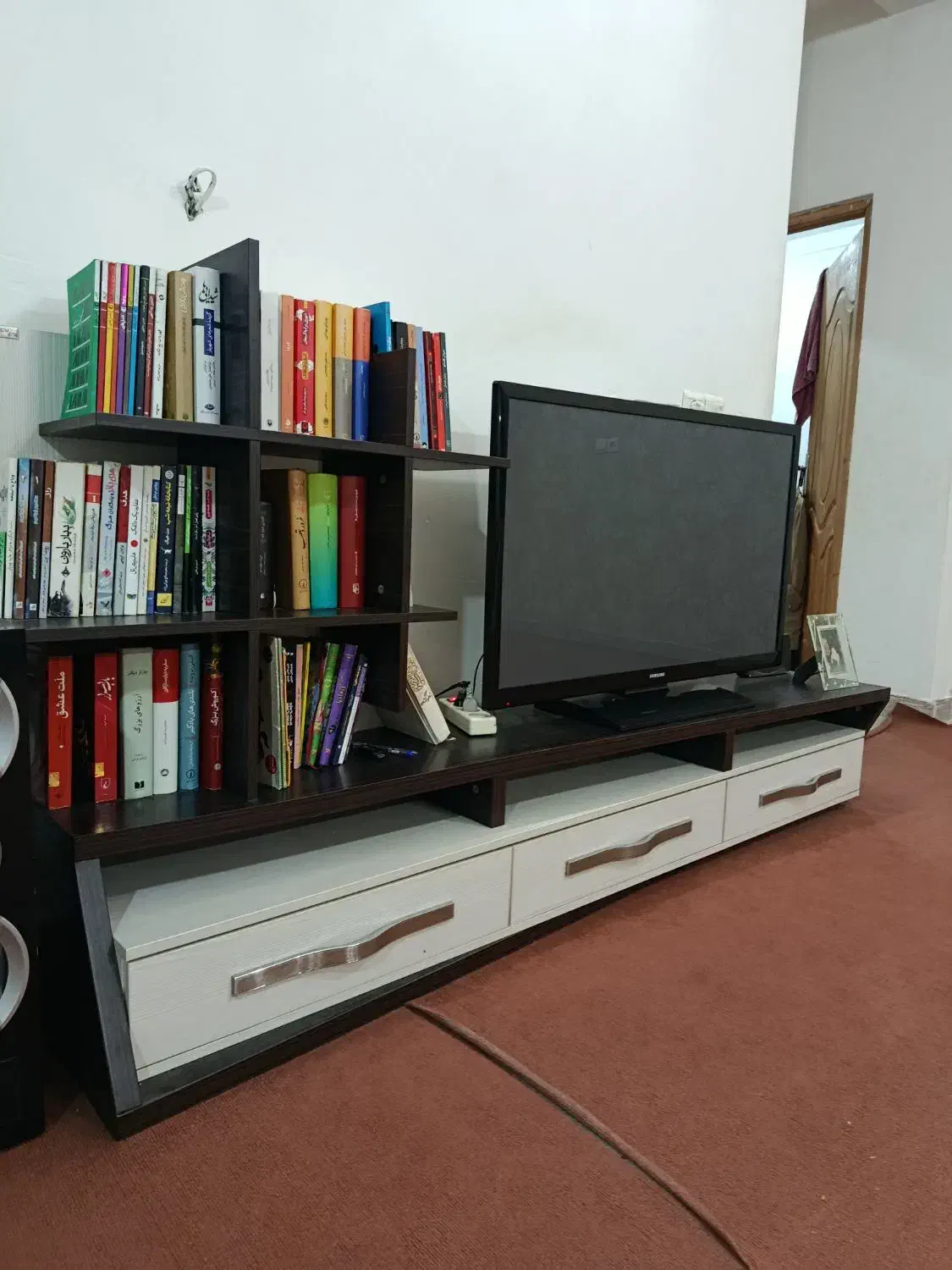 میز تلویزیون و بوفه|میز تلویزیون|دابودشت, |دیوار