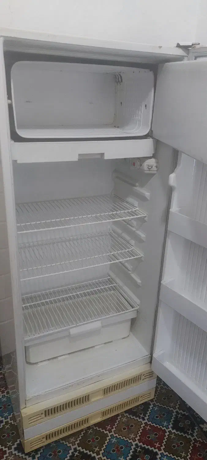 یخچال جنرال استیل|یخچال و فریزر|قم, قلعه کامکار|دیوار