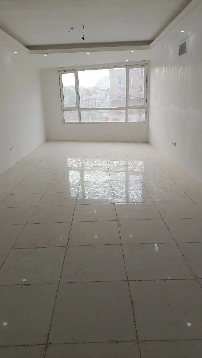 ۹۵ متر ۲ خواب (کلید نخورده رو به نما) بر جمهوری|فروش آپارتمان|قدس, شهرقدس|دیوار