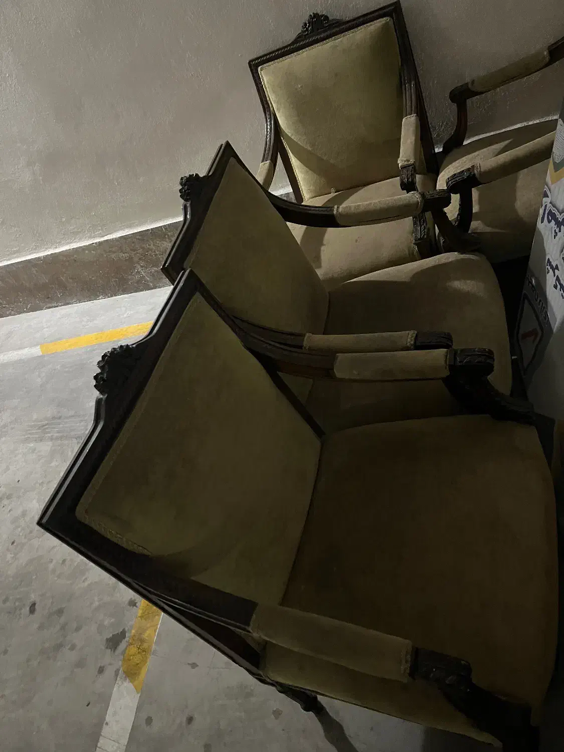 فروش لوازم خانه زیر قیمت فوری بسیار سالم|مبلمان خانگی و میز عسلی|رشت, منظریه|دیوار