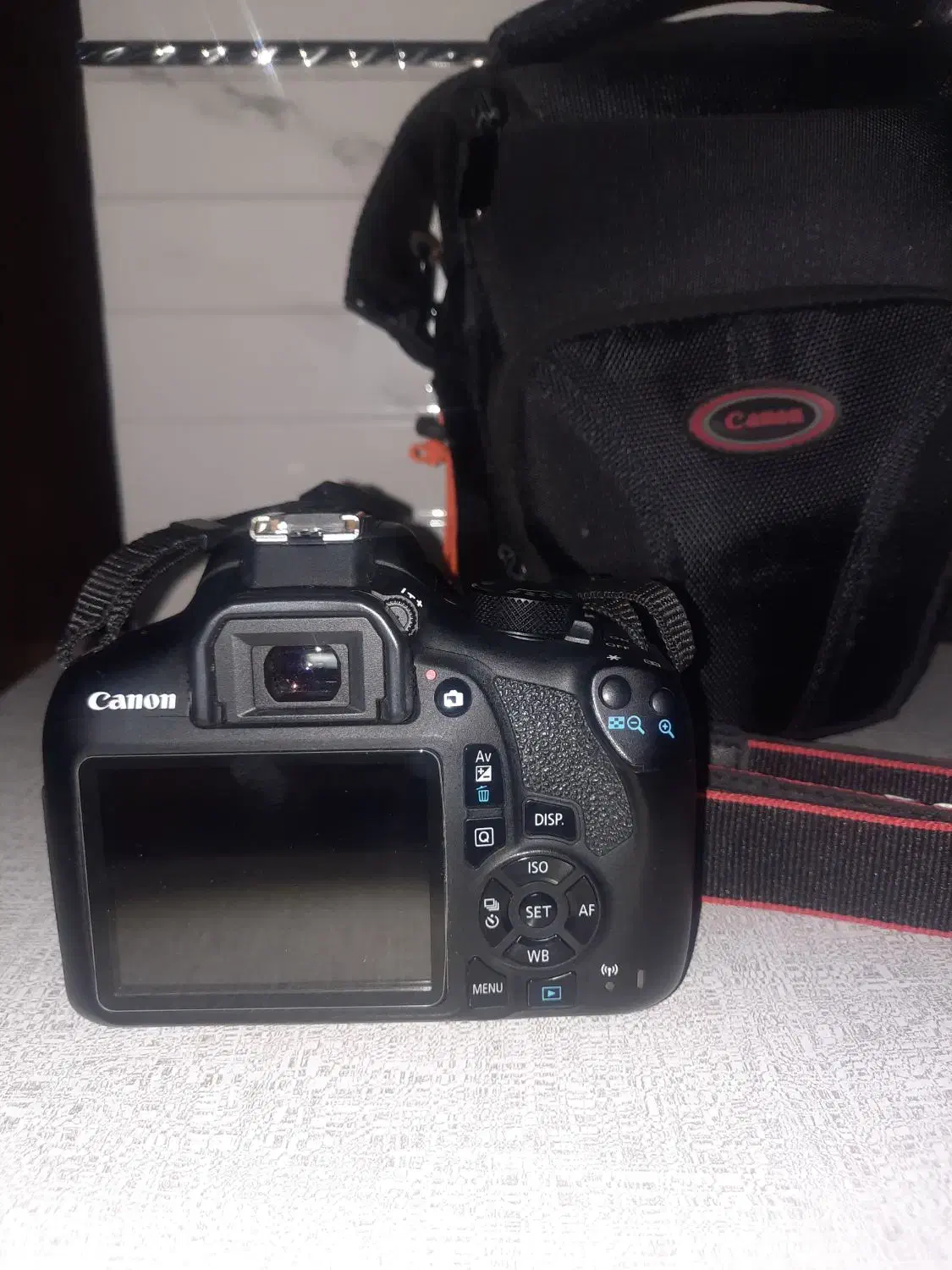 دوربین کنون ۱۳۰۰|دوربین عکاسی و فیلم‌برداری|شهریار, شهریار|دیوار