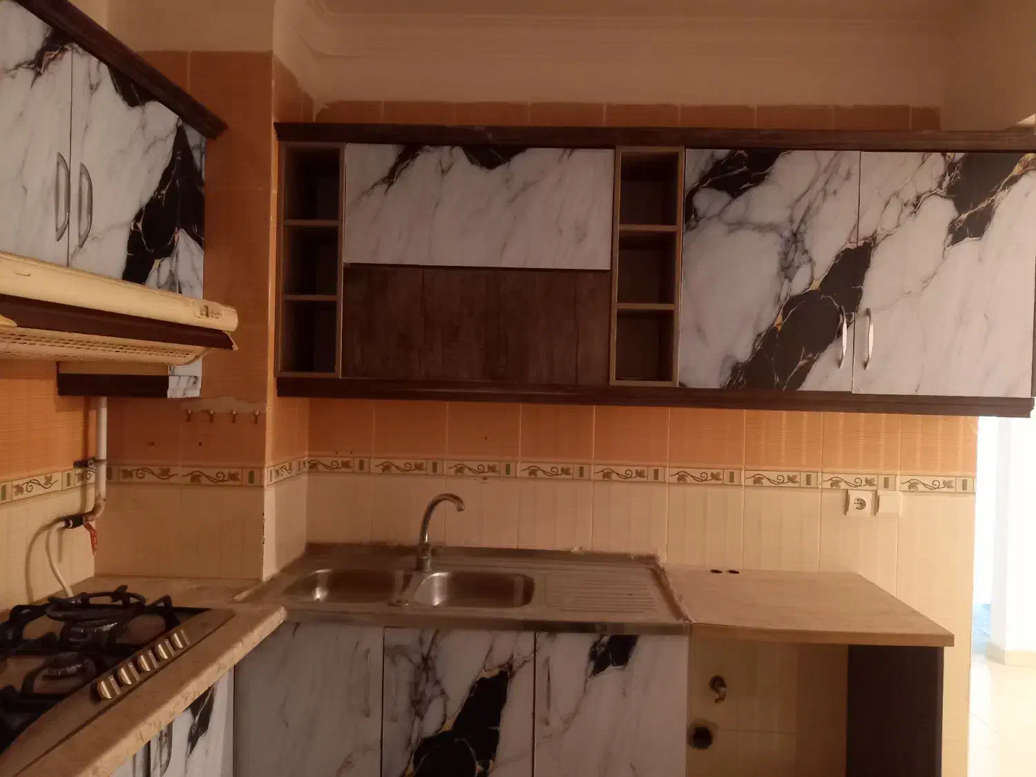 رهن کامل آپارتمان طبقه سوم با آسانسور چالوس|اجارهٔ آپارتمان|چالوس, |دیوار