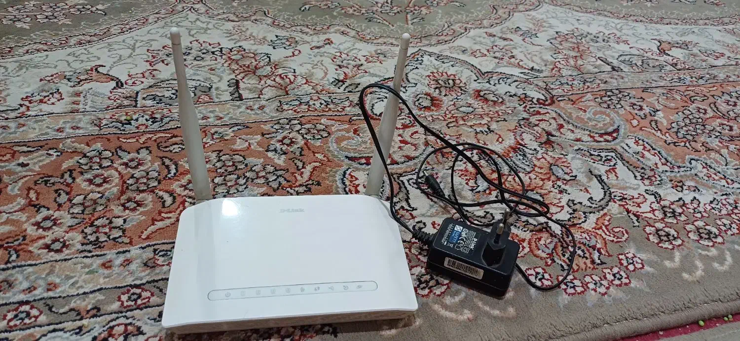 دستگاه مودم در حد نو میباشد|مودم و تجهیزات شبکه|چهارباغ, |دیوار