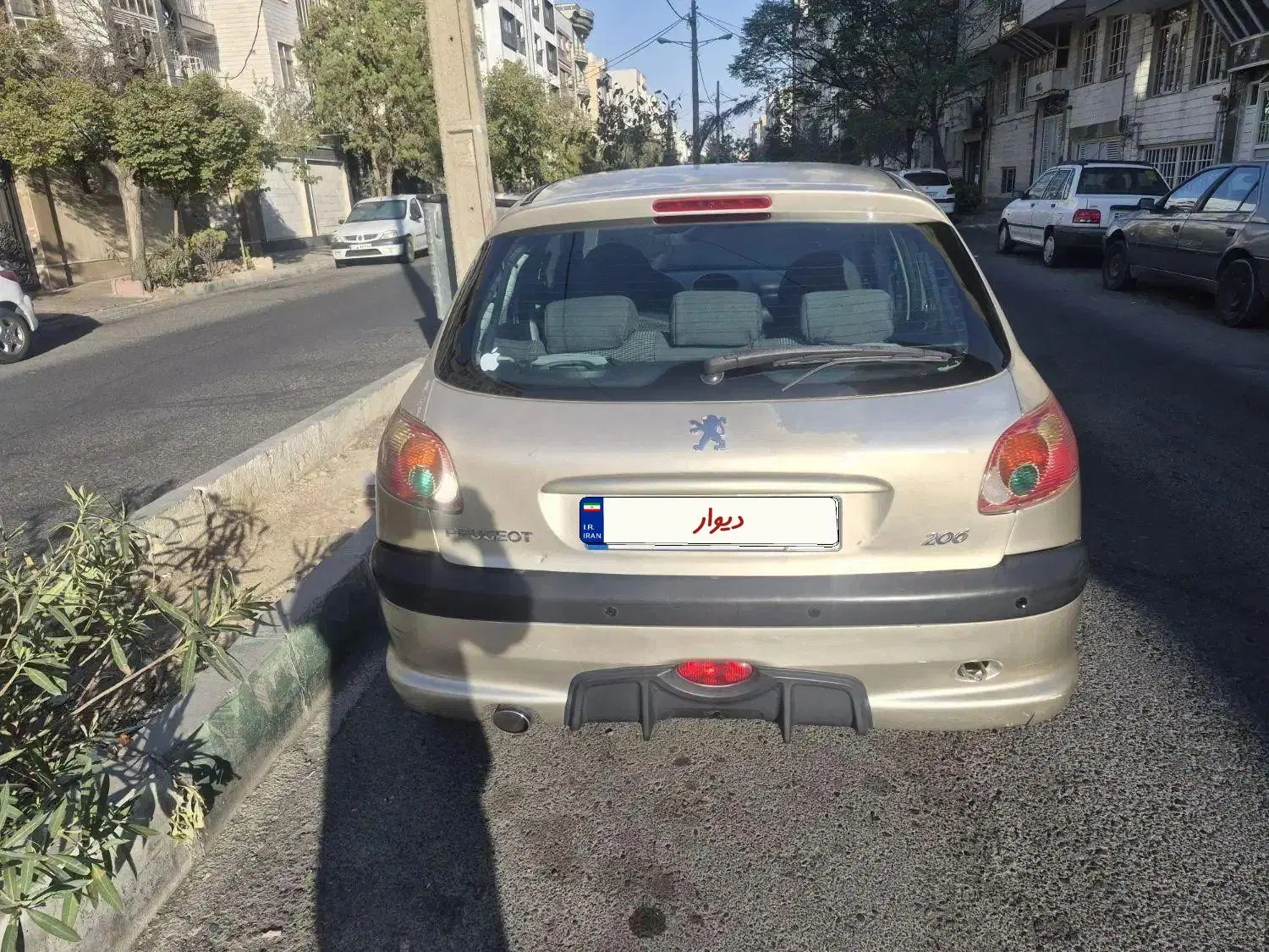 ۲۰۶ مدل ۸۲|خودرو سواری و وانت|تهران, شهرک پرواز|دیوار