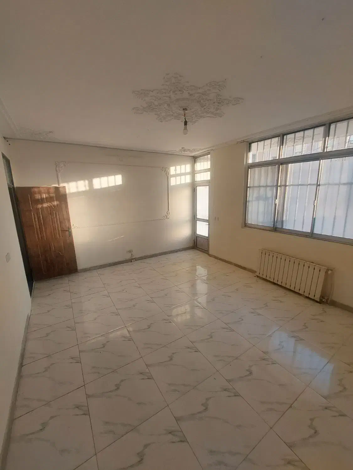 اجاره ساختمان 3 طبقه 250 متری 5 اتاق|اجارهٔ خانه و ویلا|تهران, سردارجنگل|دیوار