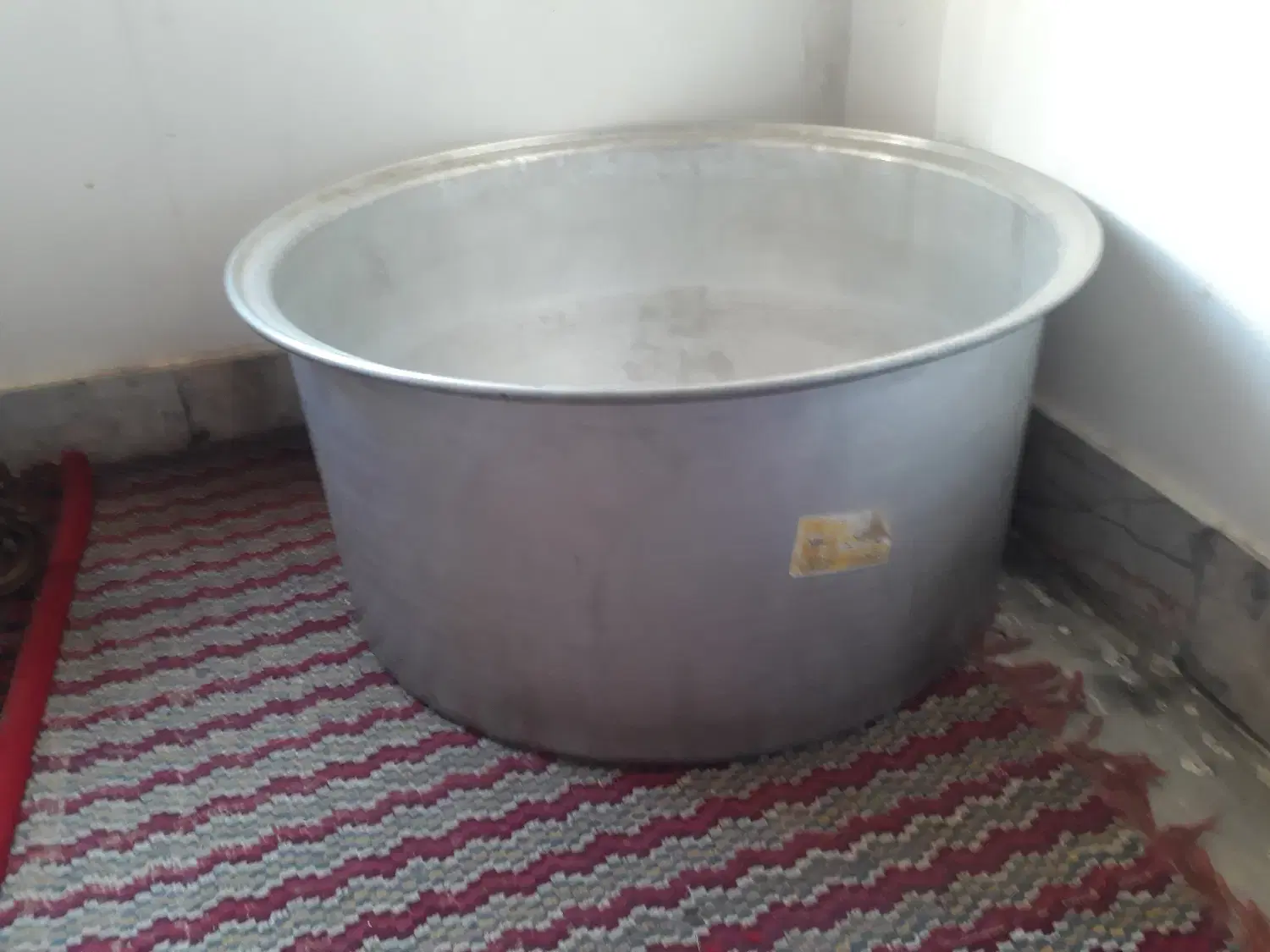 دیگ روحی|ظروف پخت‌وپز|گرگان, |دیوار