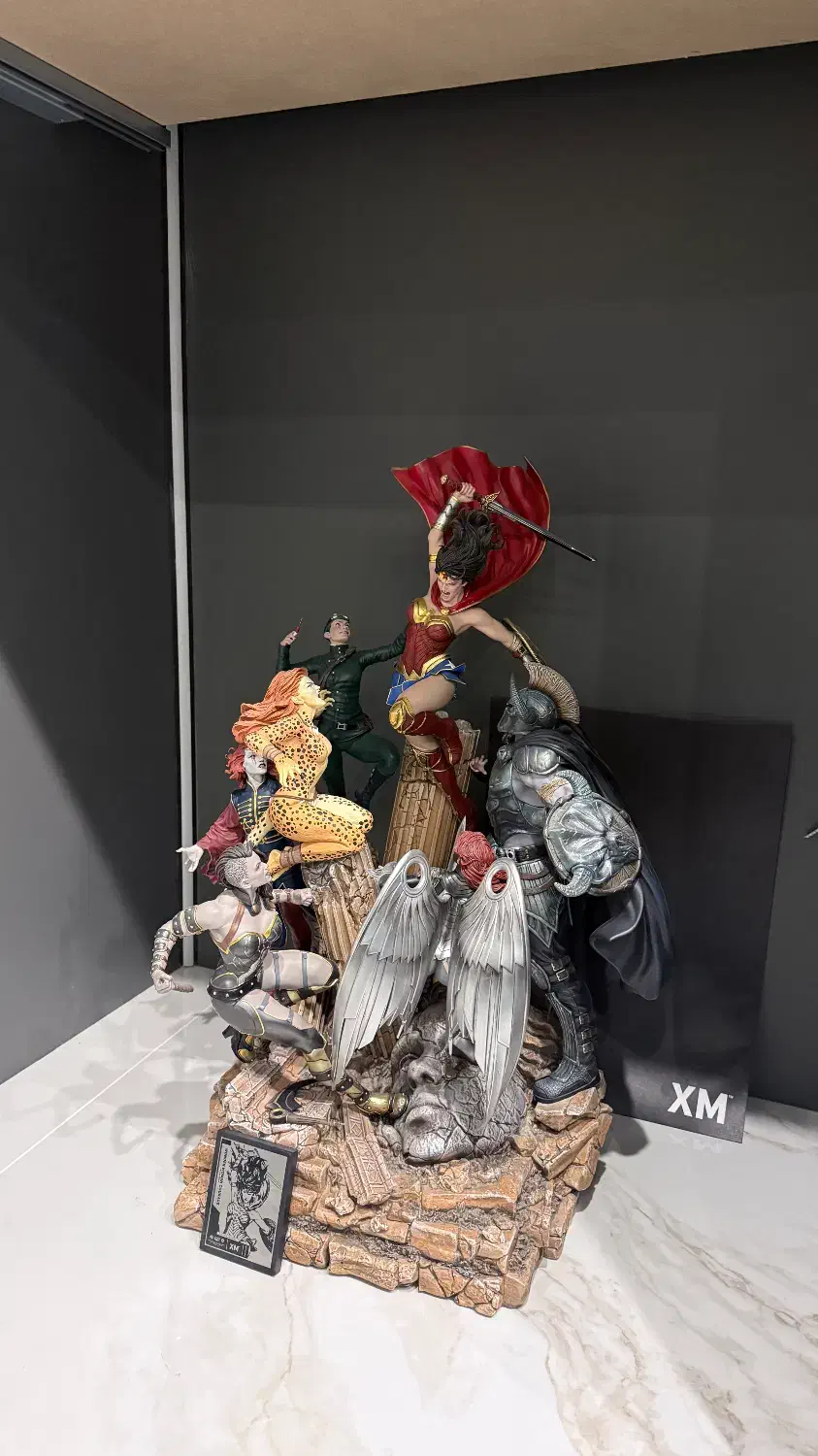 مجسمه ایکس ام استودیو|کلکسیون و سرگرمی|تهران, آجودانیه|دیوار