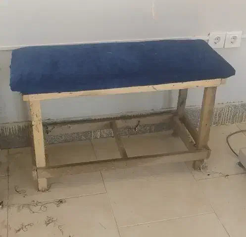 نیمکت خیاطی|صندلی و نیمکت|گلبهار, شهر جدید گلبهار|دیوار