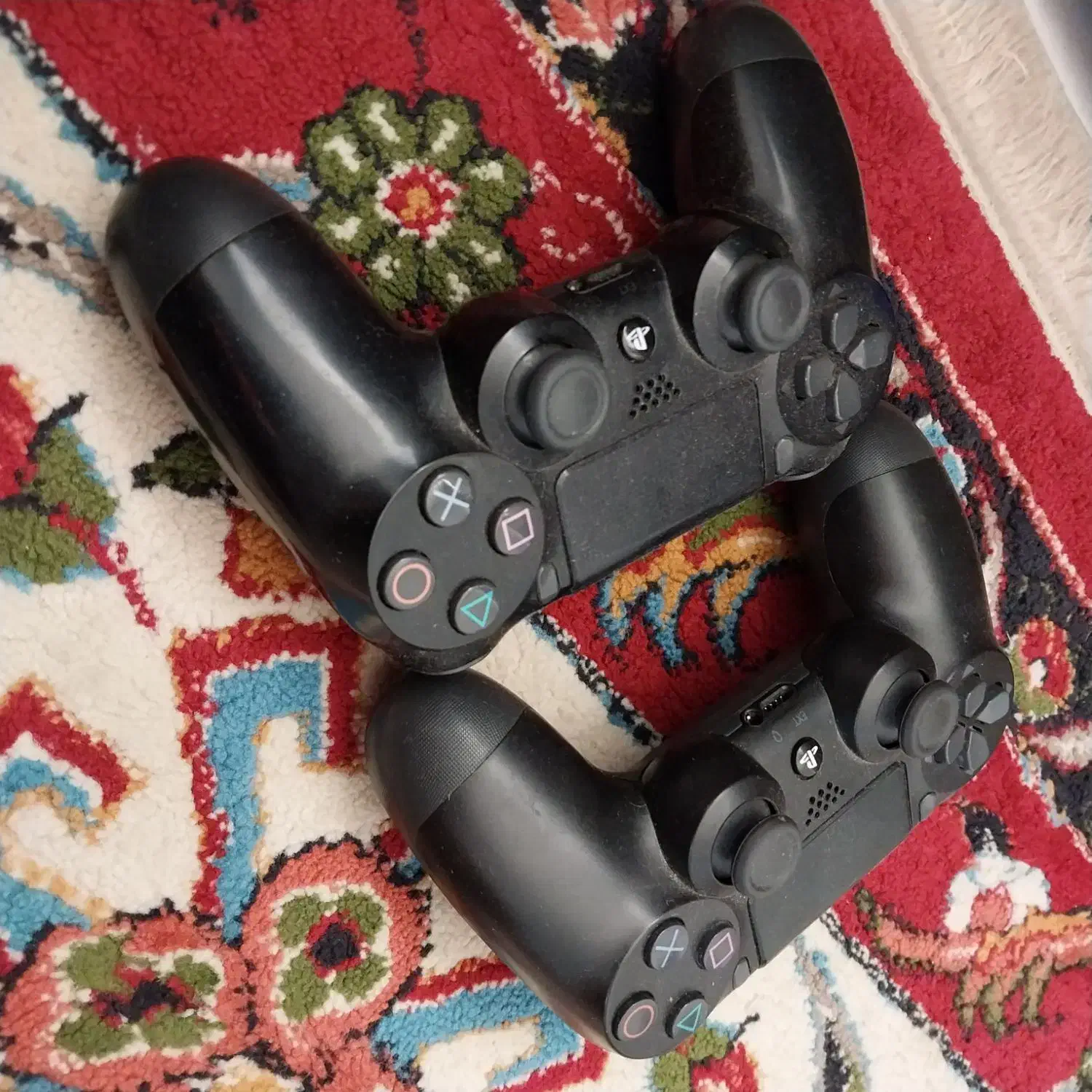 ps4 poro دو دسته|کنسول، بازی ویدئویی و آنلاین|شیراز, پشم شیشه|دیوار