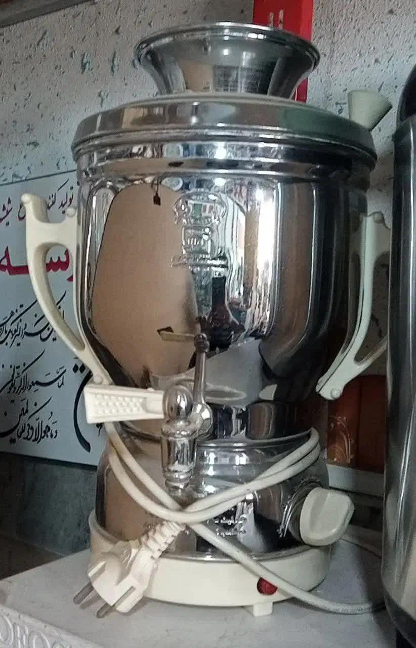 سماور برقی تمیز وسالم|سماور، چای‌ساز، قهوه‌ساز|قم, پردیسان|دیوار