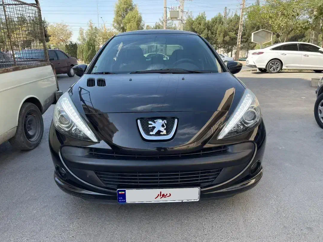 پژو 207 دنده پانا مدل 1401 بدون رنگ کم کار|خودرو سواری و وانت|خمینیشهر, |دیوار